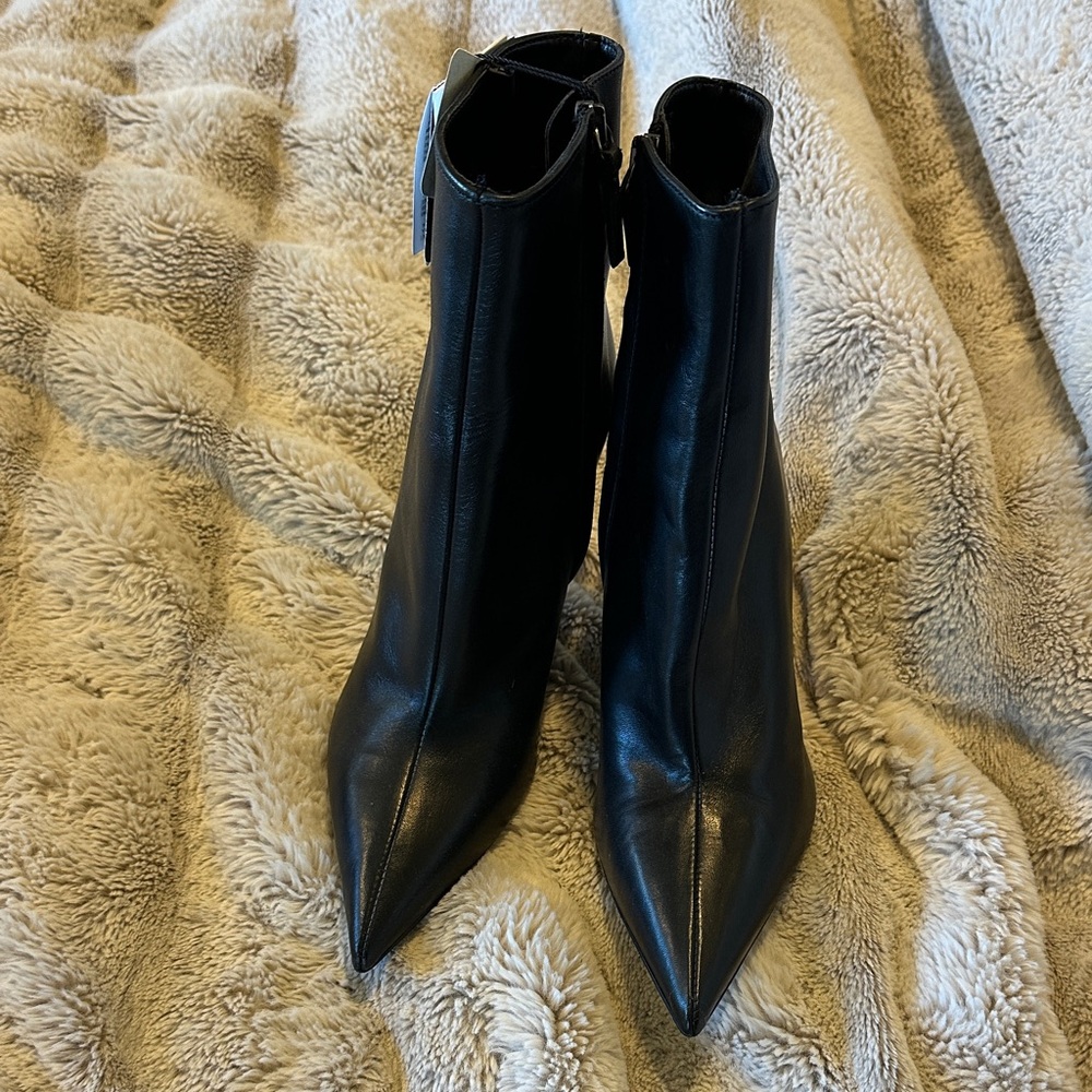 Zara Black Leather Heeled Boots